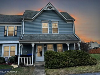 7 Cosgrove Ct, East Brunswick, NJ 08816