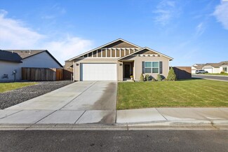 4811 Antioch Dr, Pasco, WA 99301