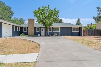 110 Rover Blvd, Los Alamos, NM 87547