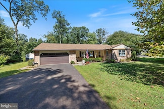 1714 Moyer Rd, Hatfield, PA 19440