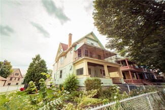 31 Remoleno St, Buffalo, NY 14220