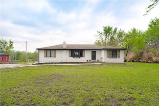 1204 E 223rd St, Cleveland, MO 64734