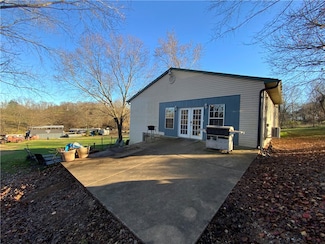 3383 Patterson Rd, Pea Ridge, AR 72751