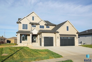 2408 S Galena Ct, Sioux Falls, SD 57110