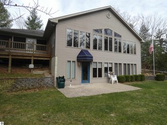 402 4th St, Fife Lake, MI 49633