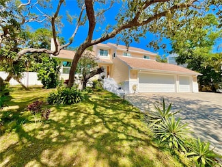 1330 Belcher Dr, Tarpon Springs, FL 34689