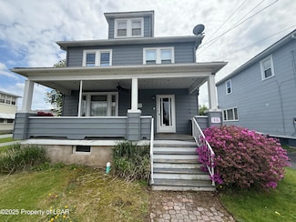 68 Lyndwood Ave, Hanover Township, PA 18706