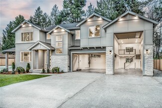 7320 96th St E, Puyallup, WA 98371