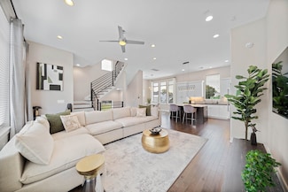 1603 Holly St, Houston, TX 77007