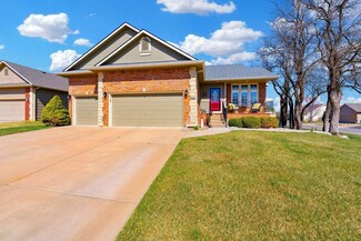 919 N Wisteria Cir, Derby, KS 67037