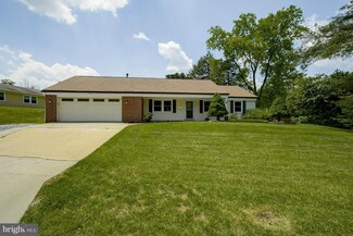 1302 Pennypacker Ln, Bowie, MD 20716