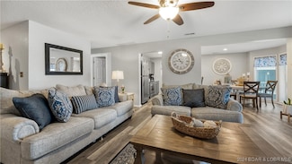 214 Regatta Bay Cir Unit 2A, Lake Ozark, MO 65049