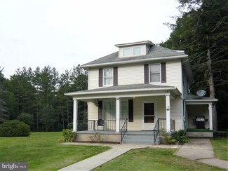 175 Mae West Rd, Confluence, PA 15424
