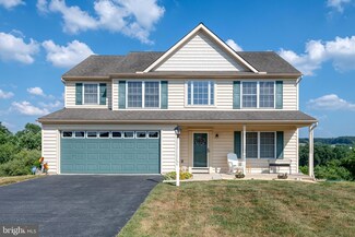 389 Riviera St, Mount Wolf, PA 17347