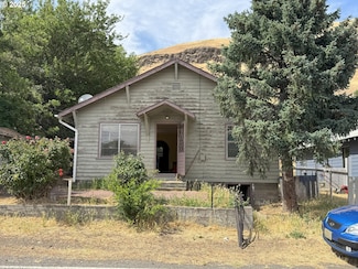 115 Main St, Wishram, WA 98673