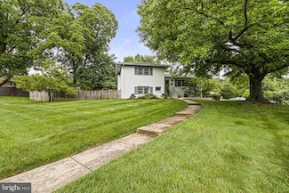7119 Sea Cliff Rd, McLean, VA 22101