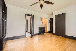 1928 Aldrich Ave S Unit B201, Minneapolis, MN 55403