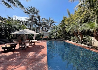 631 Loring St, San Diego, CA 92109