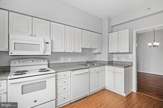 19375 Cypress Ridge Terrace Unit 608, Leesburg, VA 20176