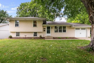 8208 Beard Rd, Bloomington, MN 55431