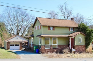 237 E Main St, Evans City, PA 16033