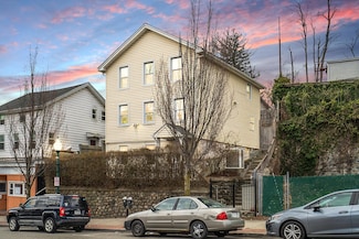 160 N Division St, Peekskill, NY 10566