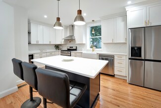 11 Perkins St, Winthrop, MA 02152