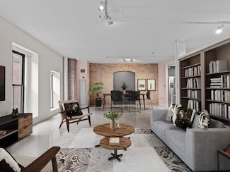 172 Middle St Unit 304, Lowell, MA 01852