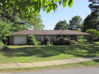 420 Magnolia St, Augusta, AR 72006