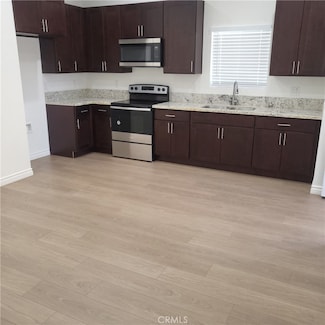 2906 S 1 2 Palm Grove Ave, Los Angeles, CA 90016