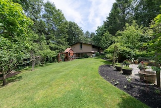 120 Robin Rd, Weston, MA 02493