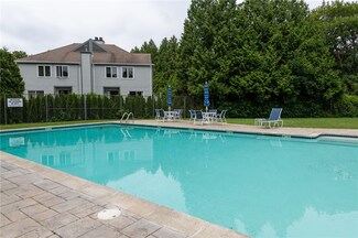 401 Bellevue Ave Unit 318, Newport, RI 02840