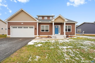 42 Chapman Chase Unit 42, Windsor Locks, CT 06096