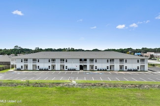 8701 Old Spanish Trail Unit 207, Ocean Springs, MS 39564