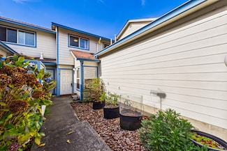 1449 Myrtle #9 Ave, Eureka, CA 95501