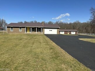 5046 Dover Rd, Apple Creek, OH 44606