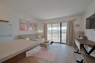 6102 Seawall Blvd Unit 123B, Galveston, TX 77551