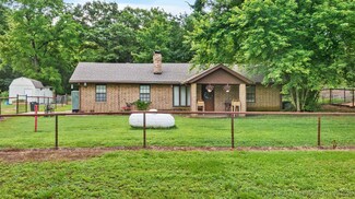 63155 S 4700 Rd, Watts, OK 74964
