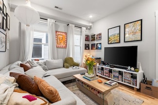 12 Perry St, Brookline, MA 02445