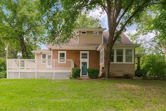 812 E Wabash St, Olathe, KS 66061
