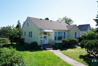 1732 E 8th St, Duluth, MN 55812