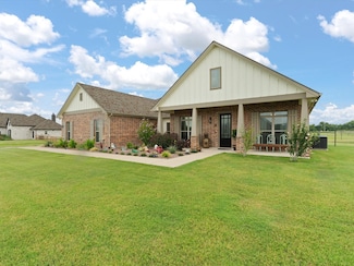 891 Cheyenne Trail, Trenton, TX 75490