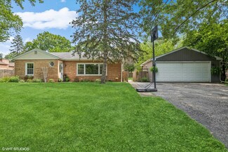 80 N Pleasant Rd, Lake Zurich, IL 60047