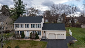 9 Milo Peck Ln, Windsor, CT 06095