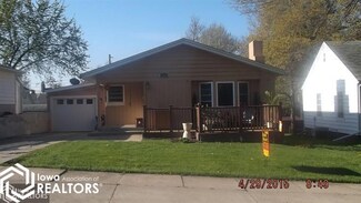 609 W 15th St, Carroll, IA 51401