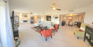 7860 E Camelback Rd Unit 404, Scottsdale, AZ 85251