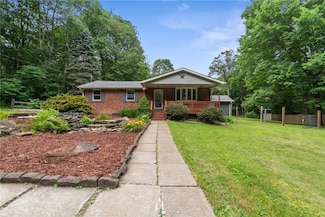 171 Beacon Light Rd, Latrobe, PA 15650