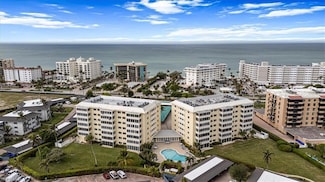 3410 Gulf Shore Blvd N Unit 302, Naples, FL 34103