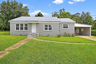 816 3rd Ave SW, Hamilton, AL 35570