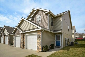 216 N Washington St, Raymore, MO 64083